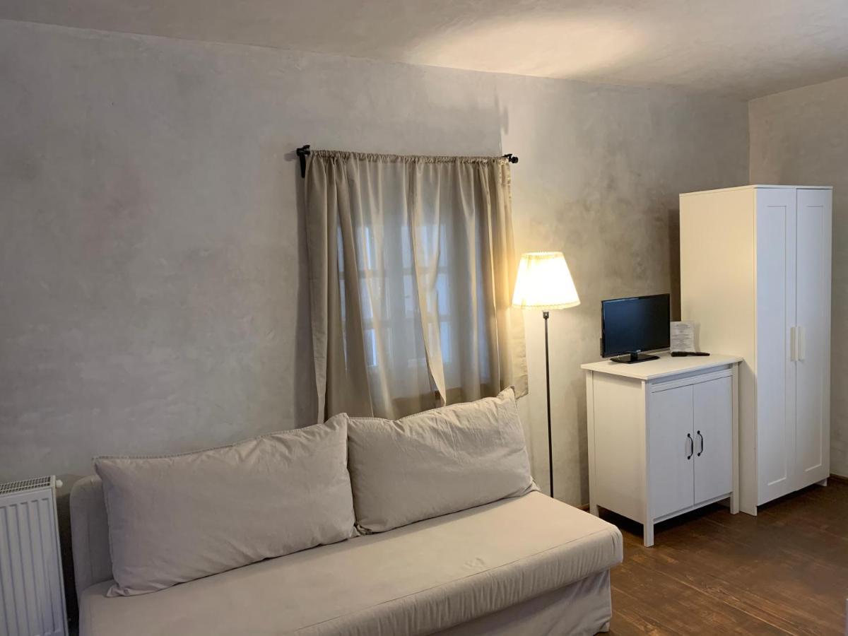 U Dr. Fausta Apartment Slavonice Exterior photo